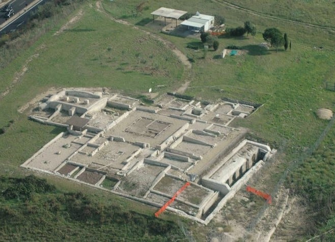 villa-delle-colonnacce-lorium