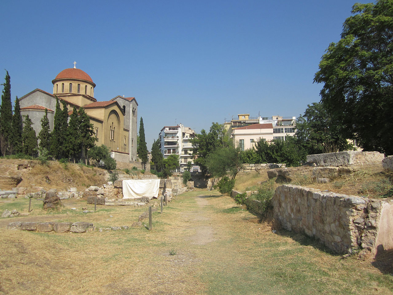 Athens_-_Ancient_road_to_Academy_1